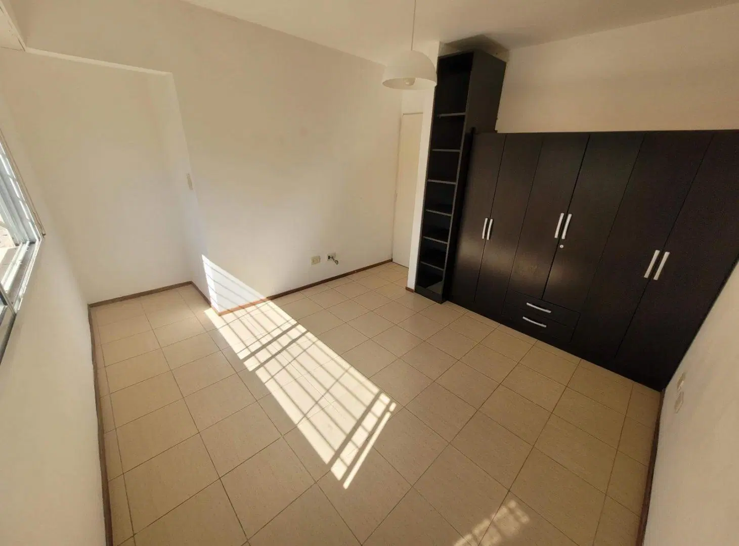 Duplex 1 dormitorio B° La Florida 3