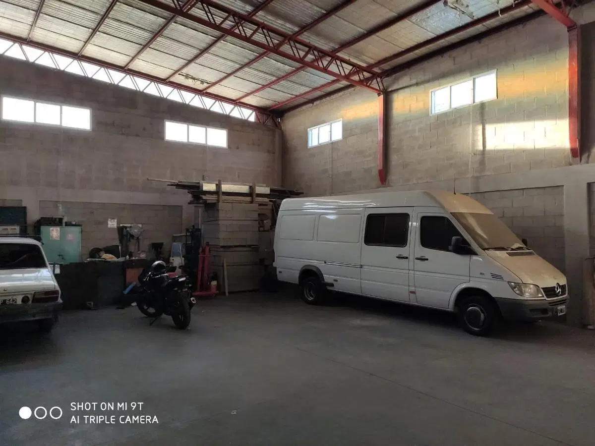 VENTA. Galpón. Calle Santa Rosa. Zona Norte 5