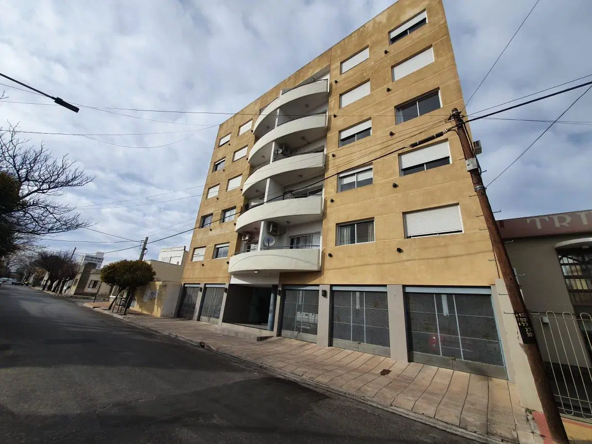VENTA Cochera. Edificio Miro III. Bolivar Nº1393 4