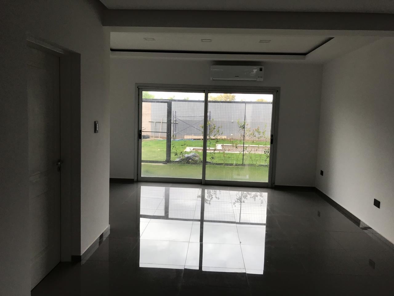 Foto de VENTA Duplex Piedmont Av. Aguada de Pueyrredón, imagen 3