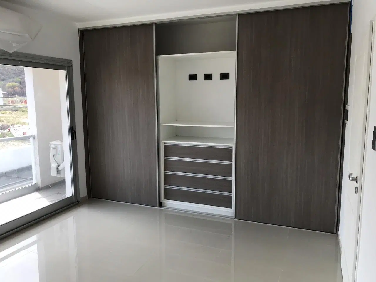 VENTA Duplex Piedmont Av. Aguada de Pueyrredón 4