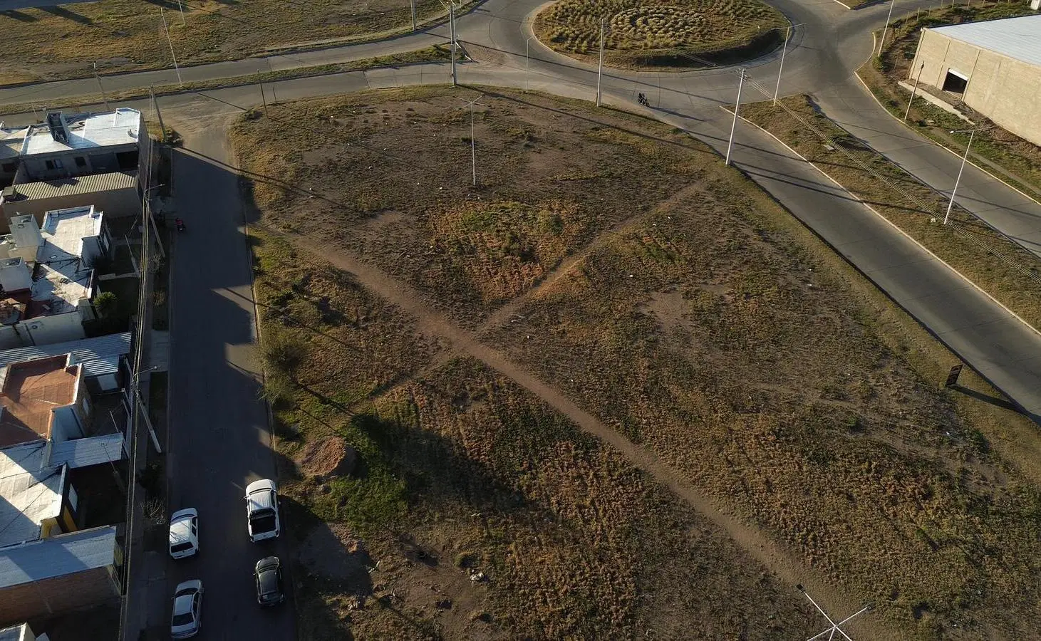 VENTA Lotes Comerciales 300m2. Av. Lafinur Sur 3