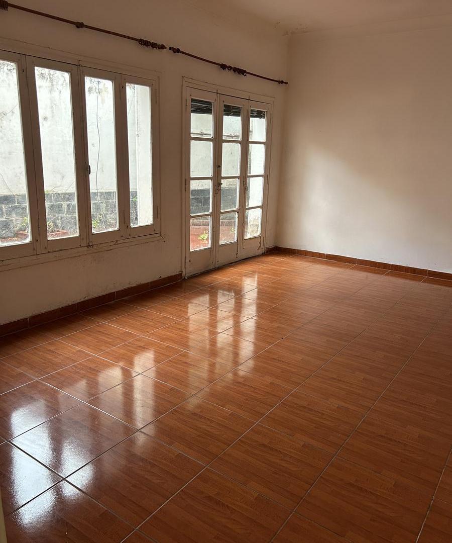 Foto de VENTA Local / casa 3 dormitorios. Chacabuco Nº887, imagen 5