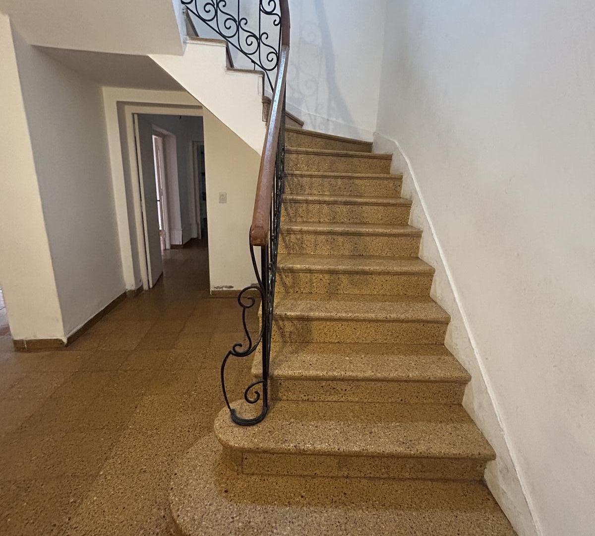 Foto de VENTA Local / casa 3 dormitorios. Chacabuco Nº887, imagen 4