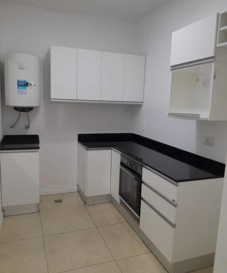 Foto de VENTA Departamento 1 dormitorio. Edificio Urbano, imagen 3