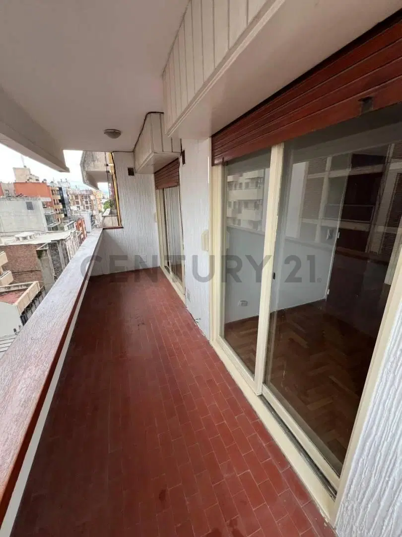Alquiler, 2 Dormitorios con gran balcon 5