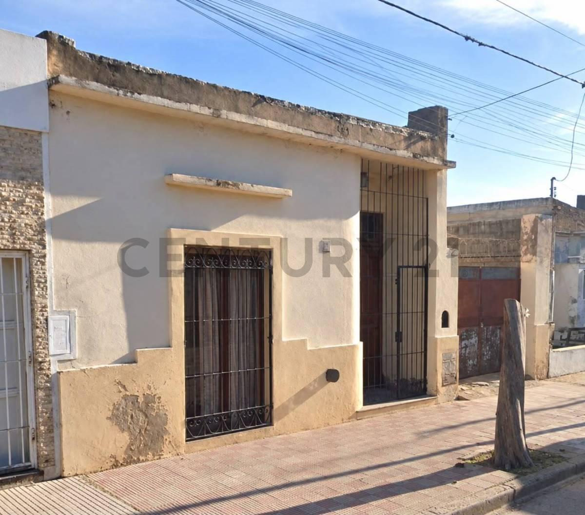 Foto de CASA EN VENTA A RECICLAR DE 2 DORMITORIOS, imagen 1