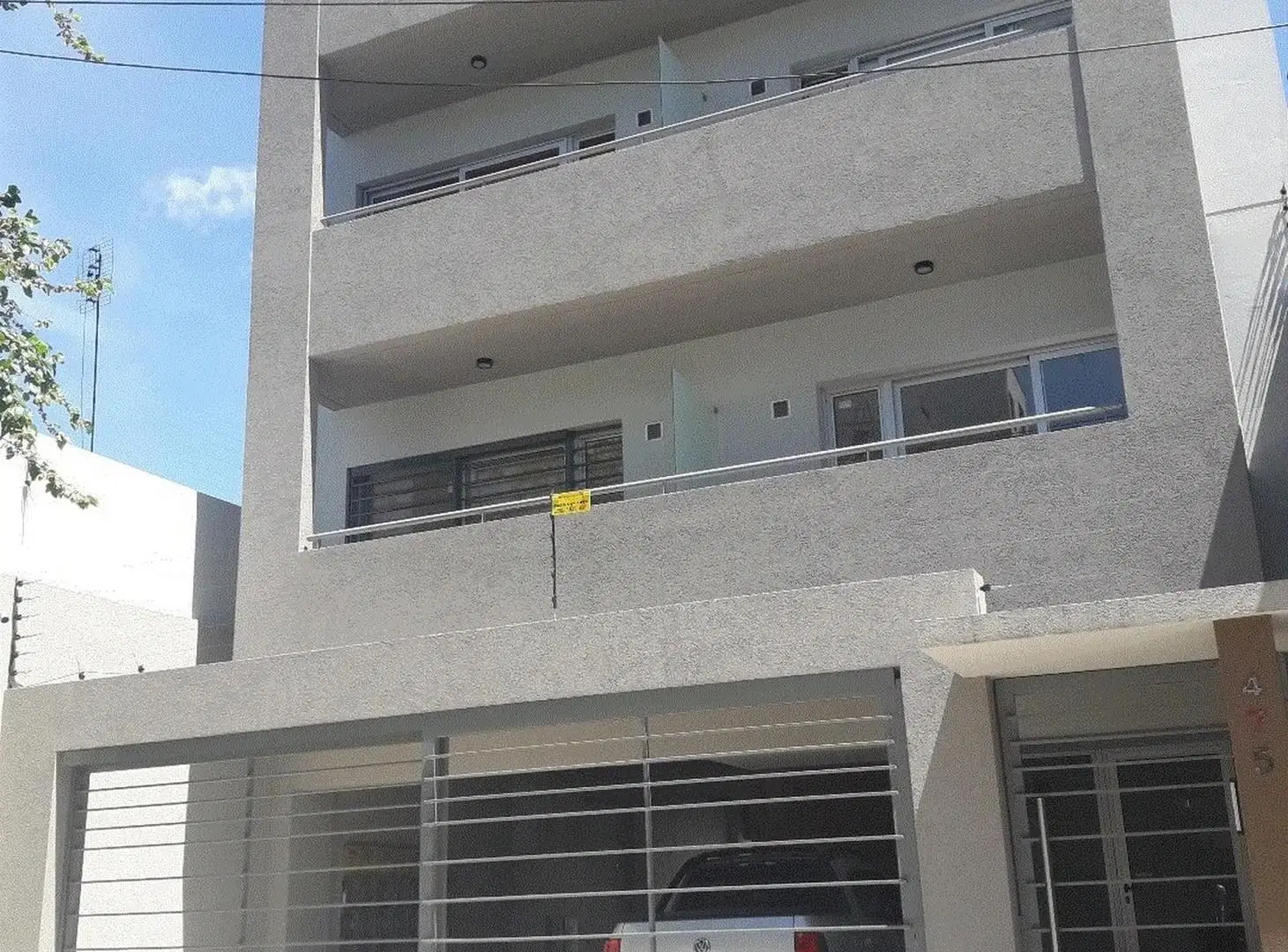 DEPARTAMENTO EN ALQUILER DOS AMBIENTES EN MORON NUEVOS 7