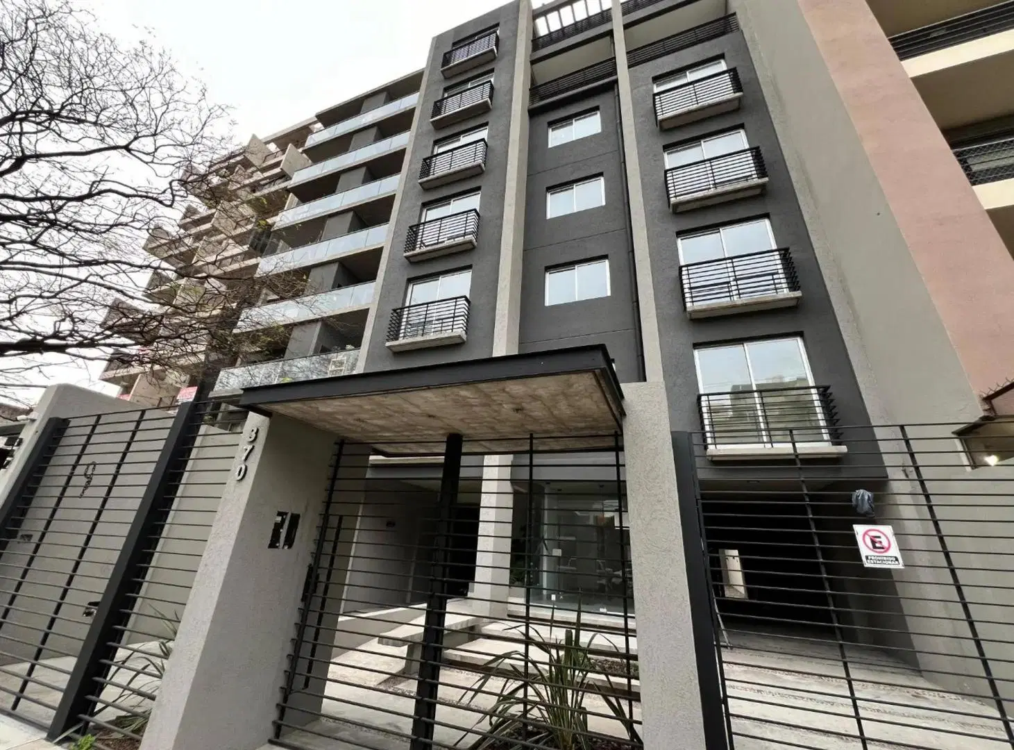 DEPARTAMENTOS DOS AMBIENTES EN VENTA A ESTRENAR MORON CENTRO 2