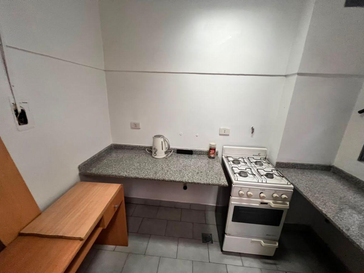 Foto de Departamento OFICINA USO PROFESIONAL en alquiler en Moron, imagen 4