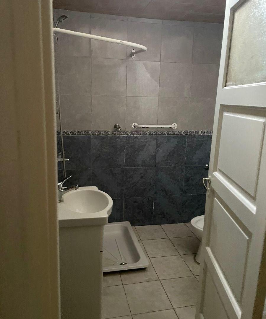 Foto de Casa 4 ambientes con amplio lote y Dto monoambiente !, imagen 3