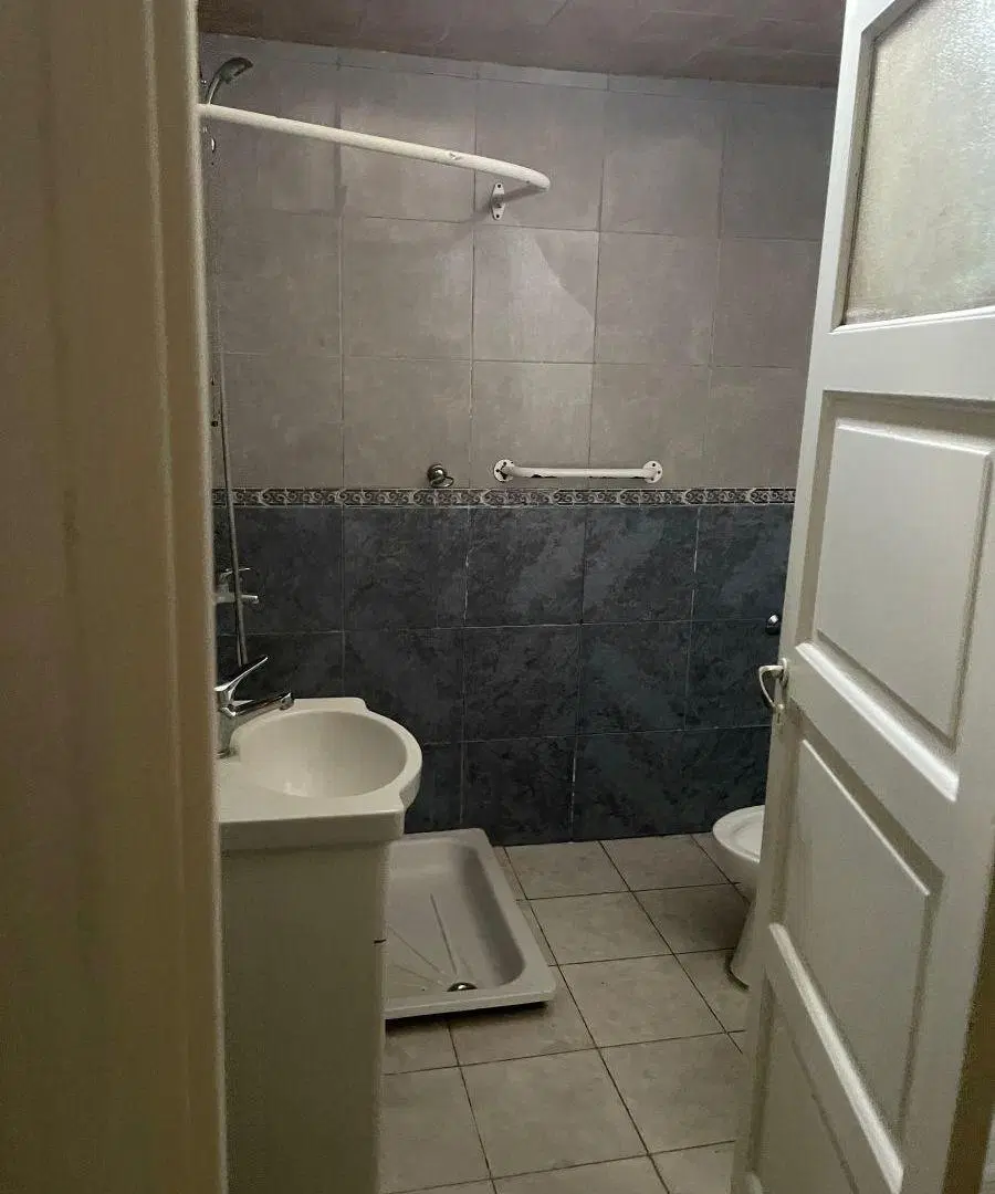 Casa 4 ambientes con amplio lote y Dto monoambiente ! 3