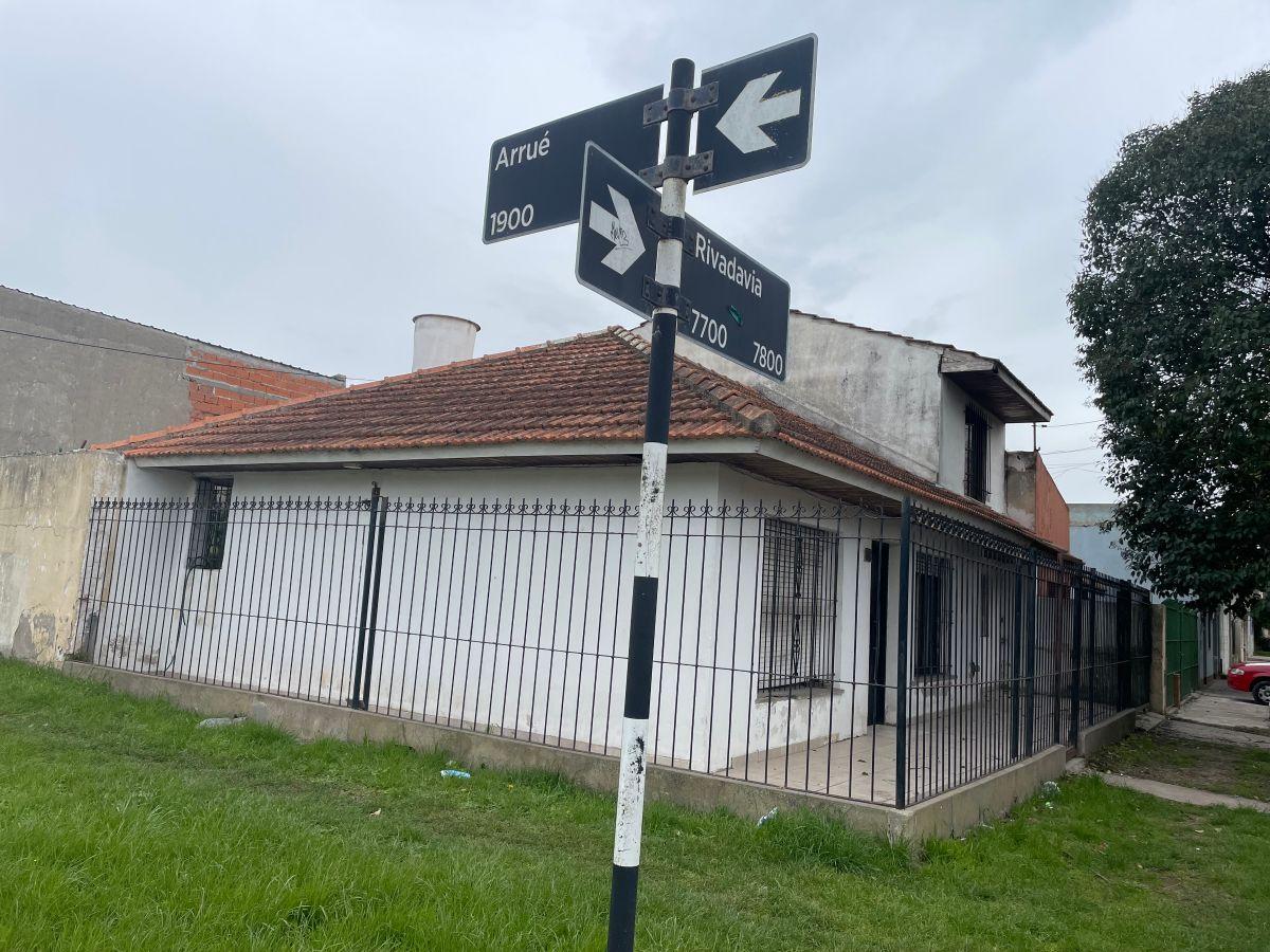 Foto de Chalet esquina con patio, imagen 1