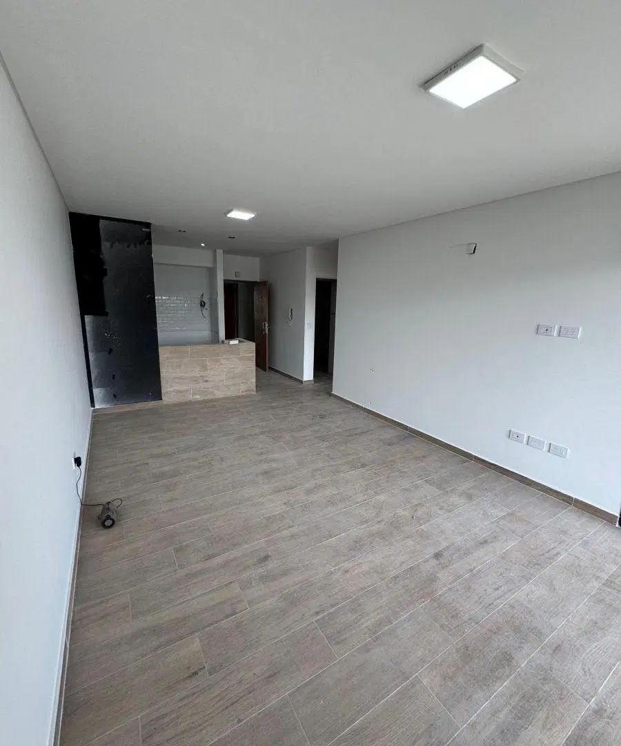 VENTA DE DEPARTAMENTO TRES AMBIENTES EN AYRES DEL SUR 3