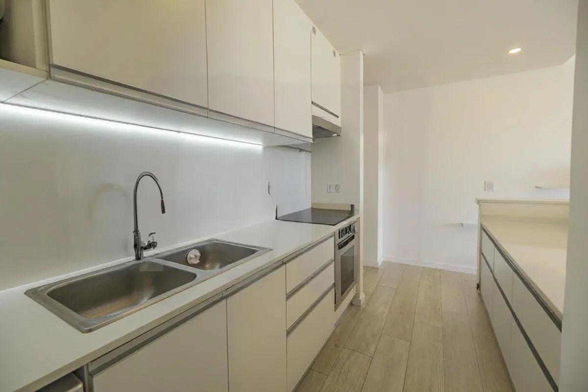 DEPARTAMENTO DE 4 AMBIENTES EN TERRALAGOS 3