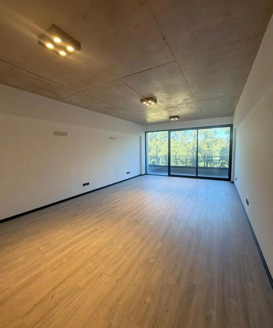 Venta y Alquiler de Oficina en Las Toscas Office II 4