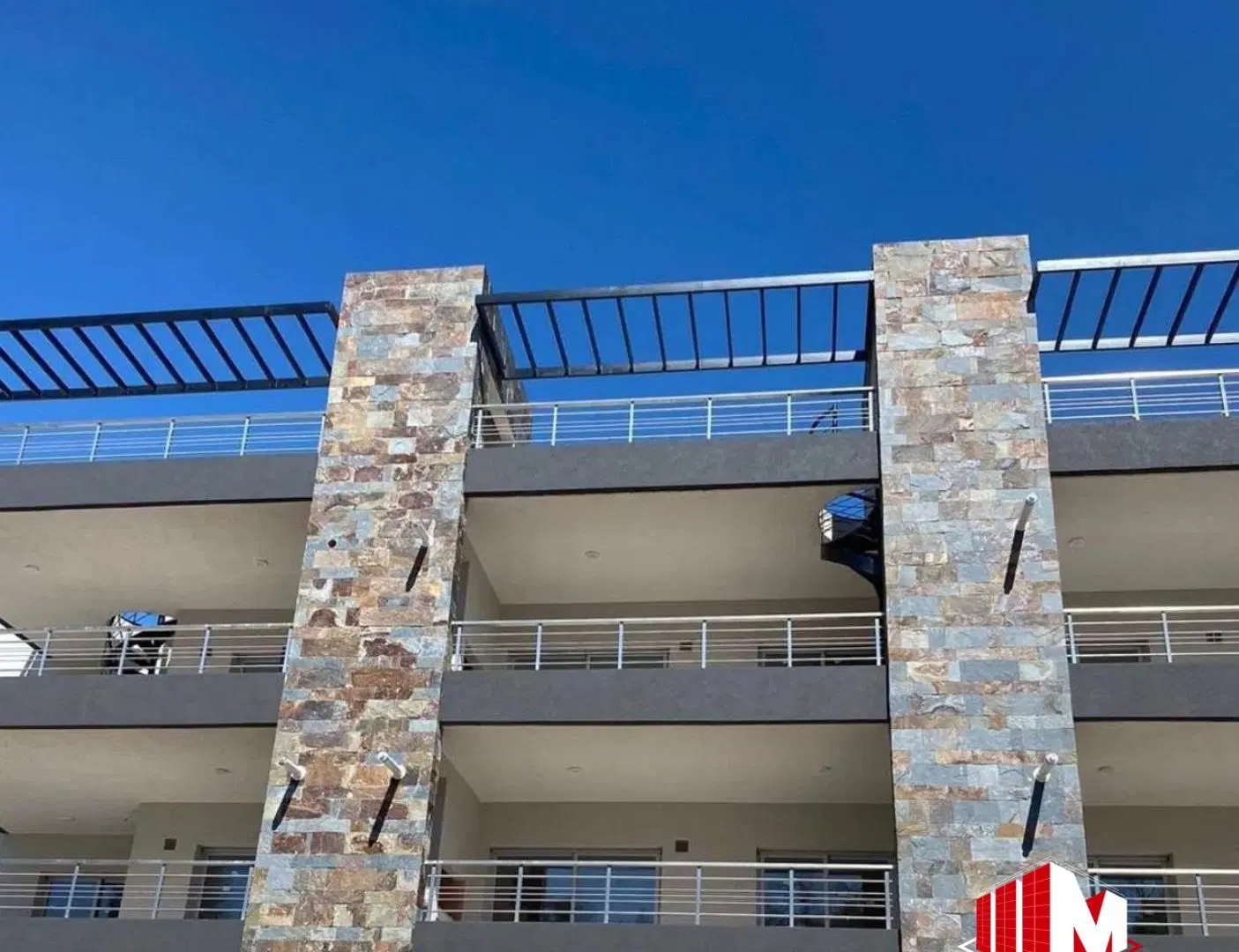 Departamento de 2 Ambientes con Jardín en Ayres de Canning 1