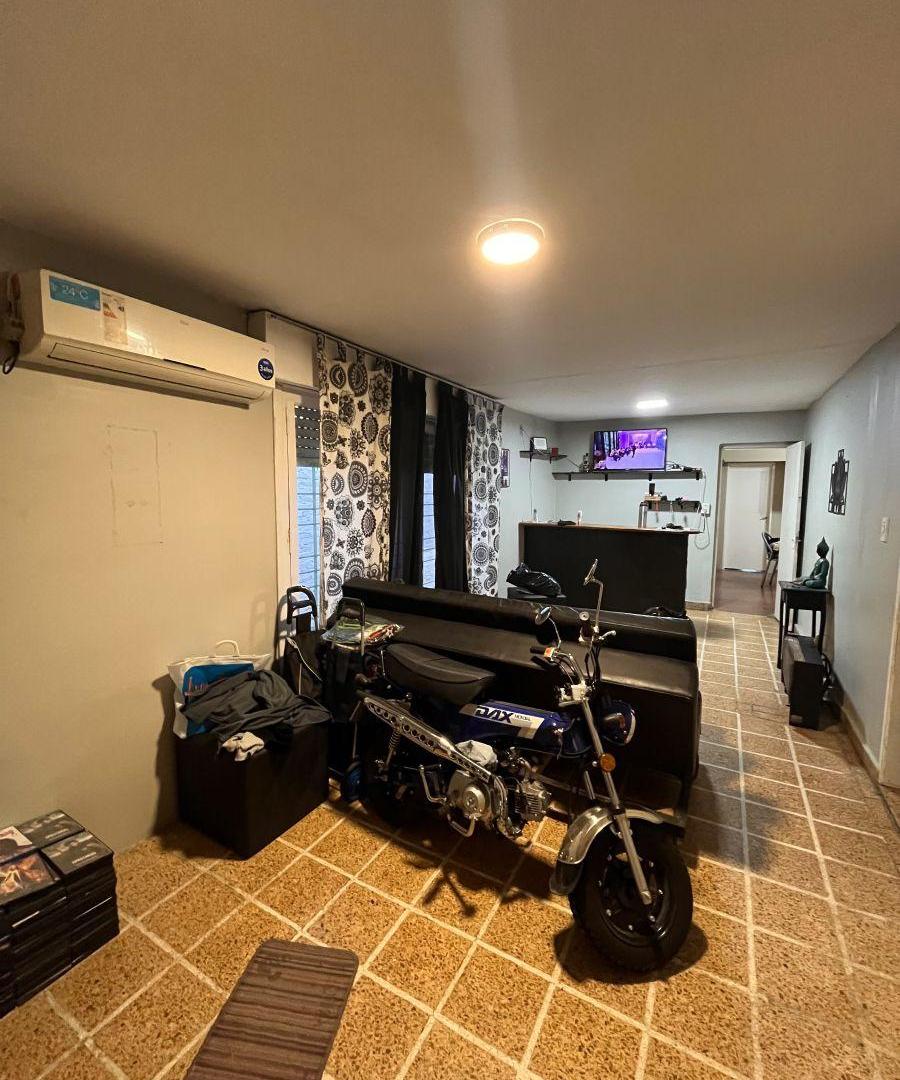 Foto de Casa en venta- San Carlos, Berazategui, imagen 3