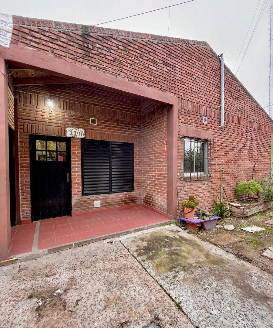 Foto de Casa 4 ambientes | Juárez Celman esquina Finochietto, imagen 1