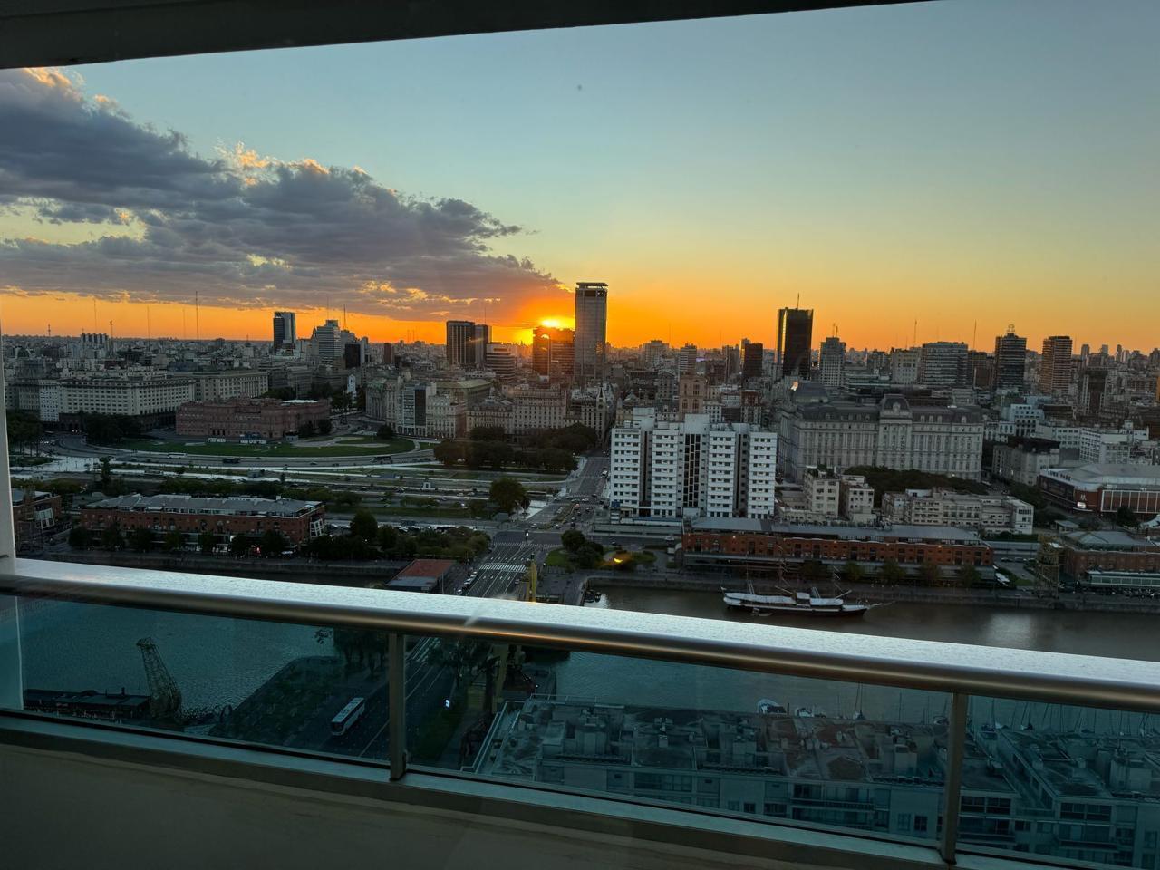 Foto de DEPTO 3 AMB MAS COCHERA Y BAULERA PISO 30, imagen 3