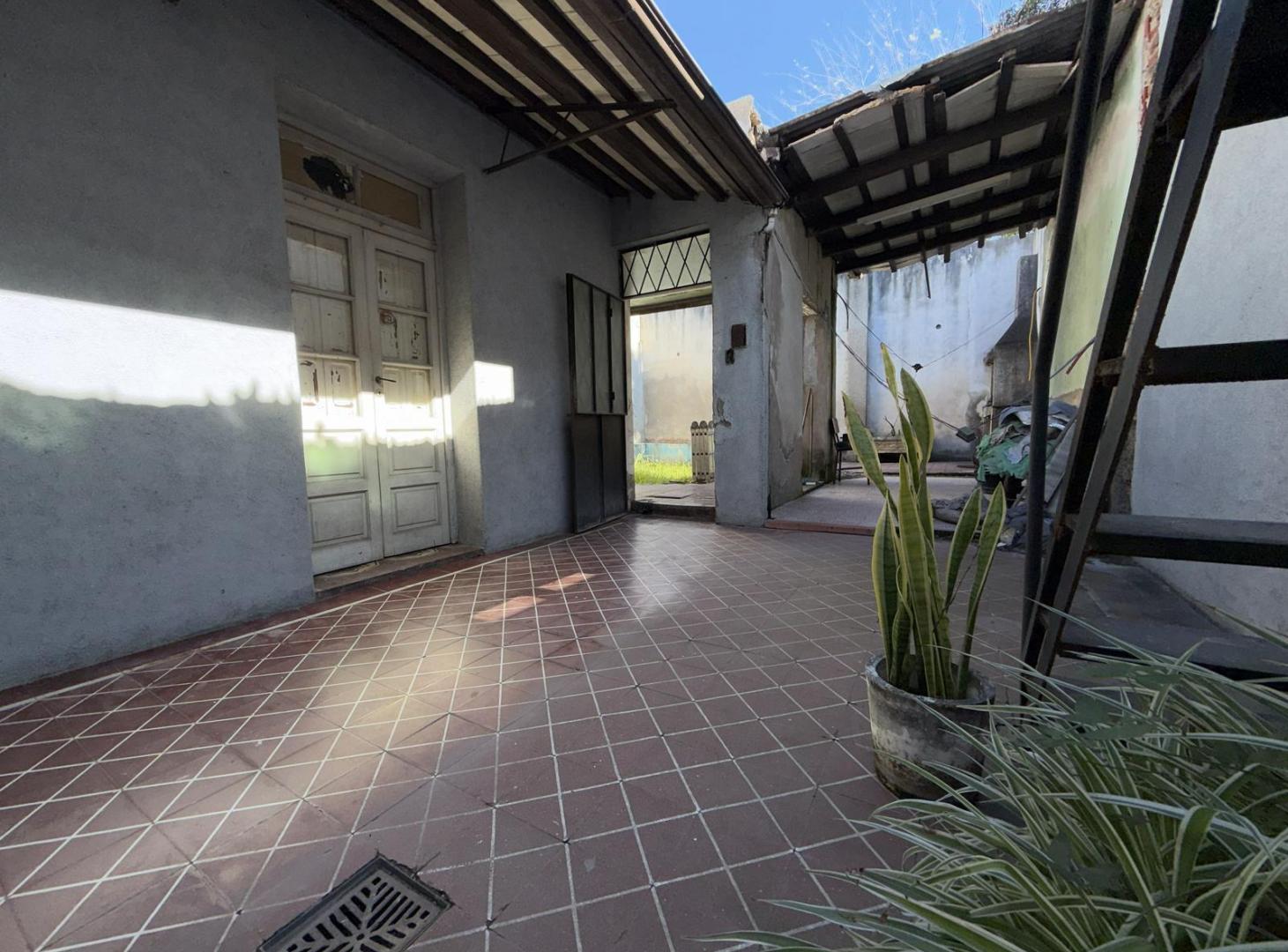 Foto de VENTA- Casa de 3 Dormitorios en Barrio Sur, imagen 3
