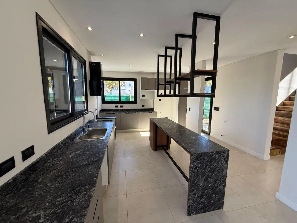 Casa en Barrio Privado Pueblo Malbec, Luján de Cuyo FINANCIO | PERMUTO 8