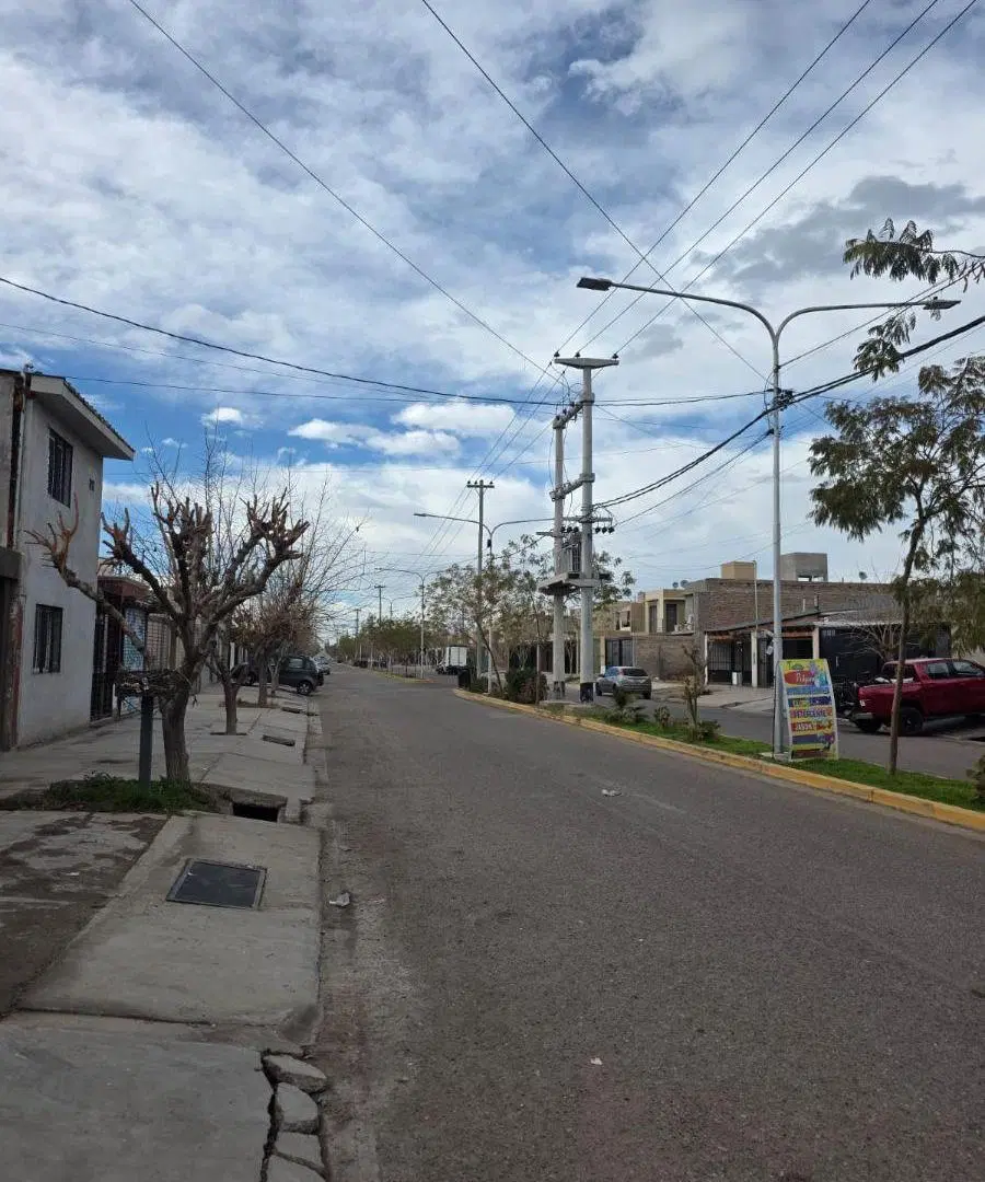 VENTA DE LOCAL COMERCIAL EN GUAYMALLEN 1