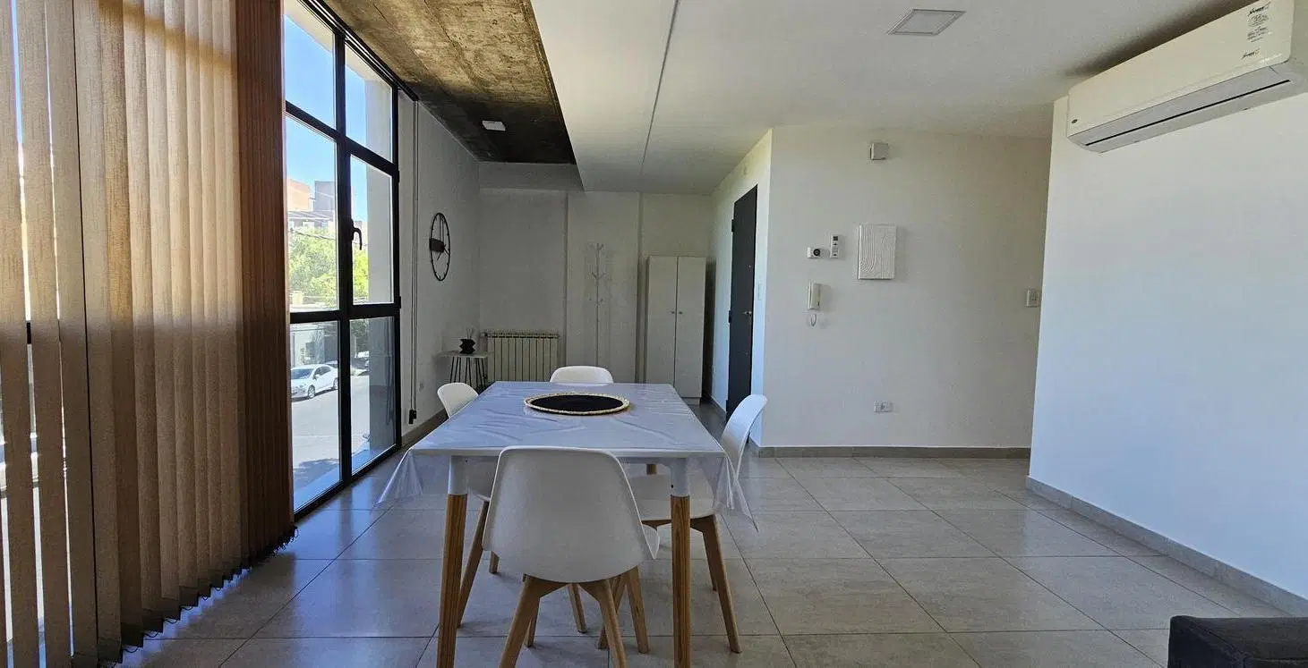 Departamento 1 dormitorio con patio 2