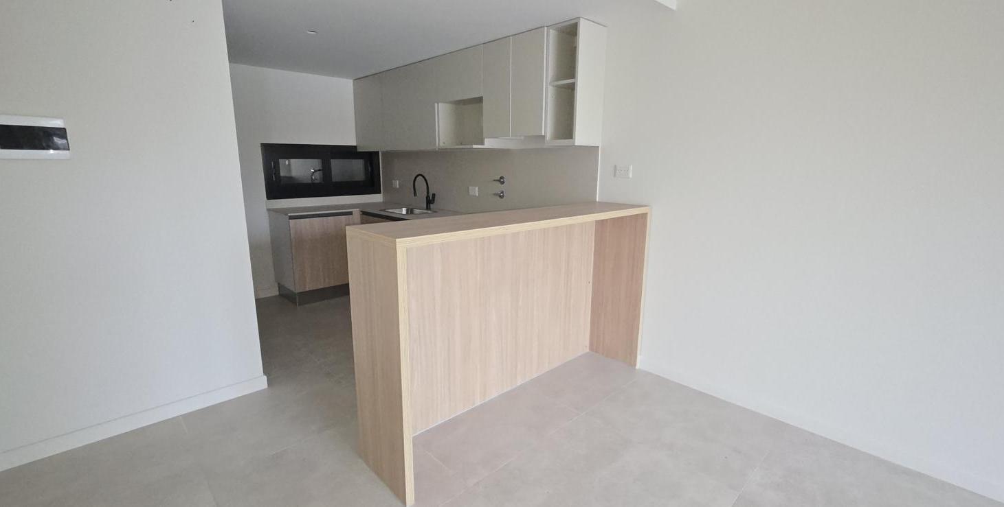 Foto de Departamento 1 dormitorio en alquiler con cochera y baulera, imagen 1