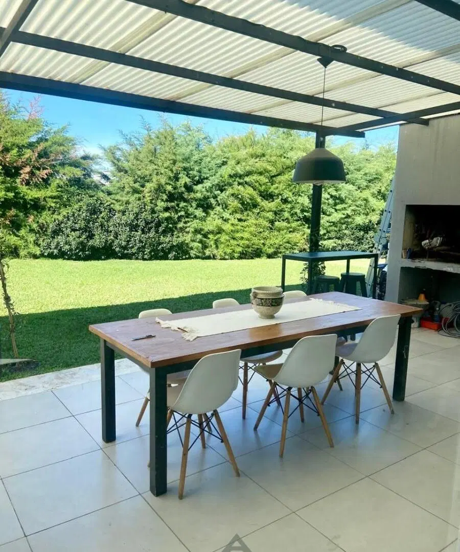 EN VENTA/ CASA/ BARRIO EL ENSUEÑO/ INGENIERO MASCHWITZ 3