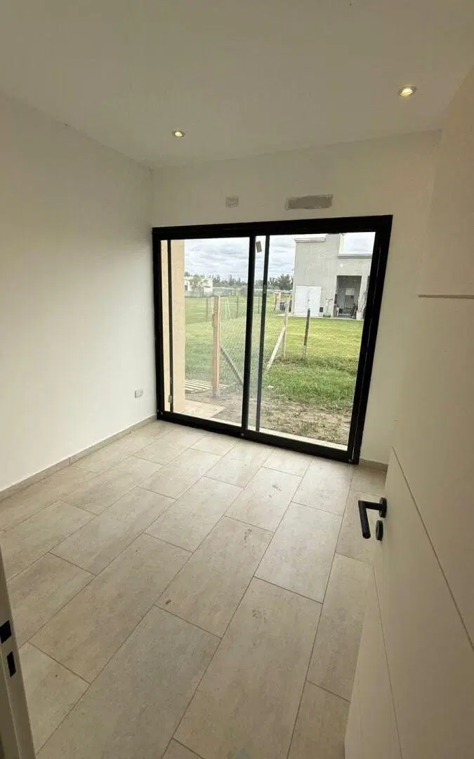Casa en oportunidad en Barrio el Ensueño 3
