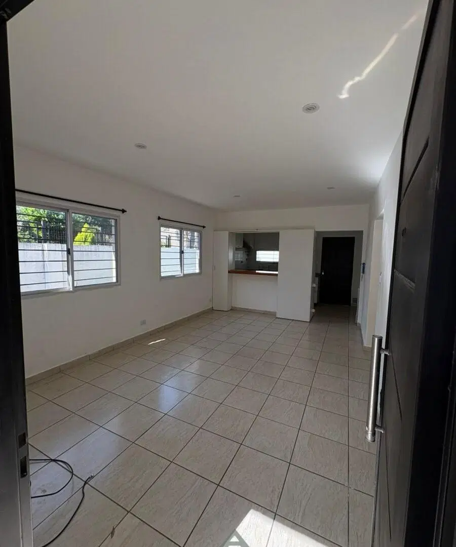 Venta de Casa- 3 ambientes-Fondo-Villa Adelina-San Isidro 2