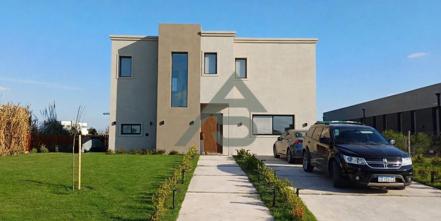 Foto de Casa En San Sebastian 4 Ambientes, imagen 1