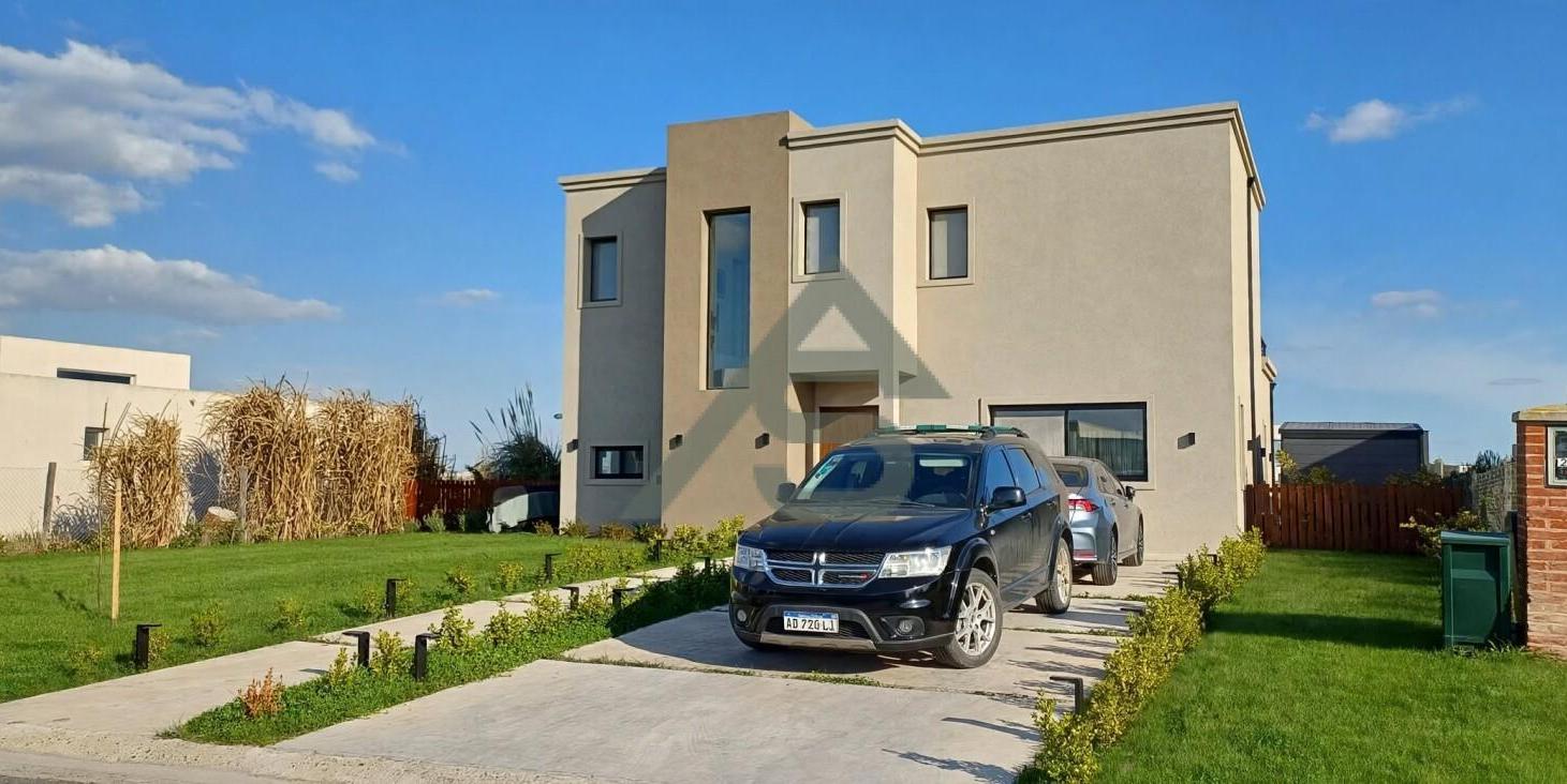 Foto de Casa En San Sebastian 4 Ambientes, imagen 2
