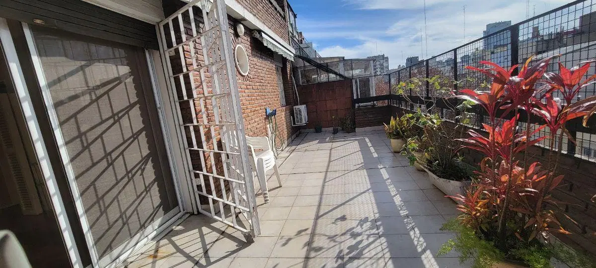 Palermo: balcón terraza, cochera fija, tres ambientes 8