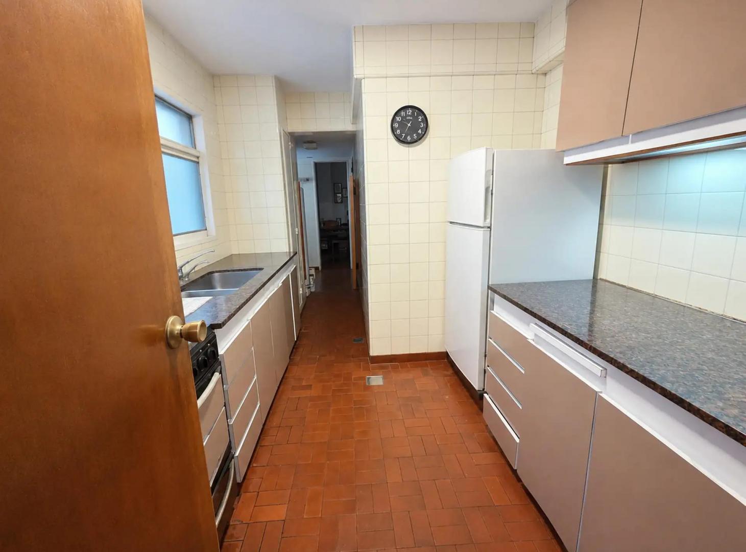 Foto de Alto Palermo, 218 metros, tipo casa con gran patio, cochera y baulera, imagen 4