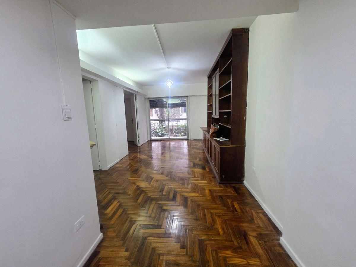 Foto de Amplio departamento de 3 dormitorios con dependencia y balcón corrido, imagen 5