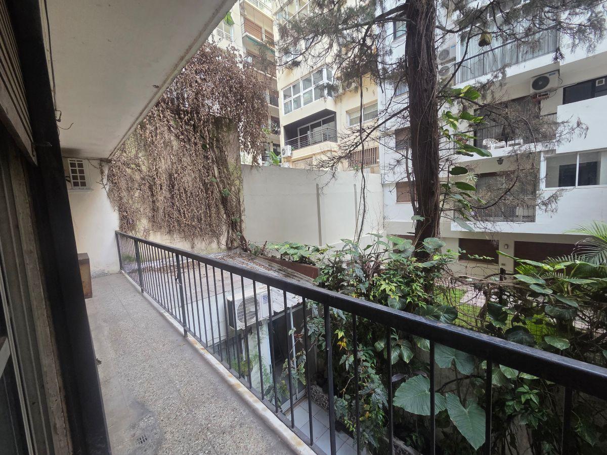 Foto de Amplio departamento de 3 dormitorios con dependencia y balcón corrido, imagen 2