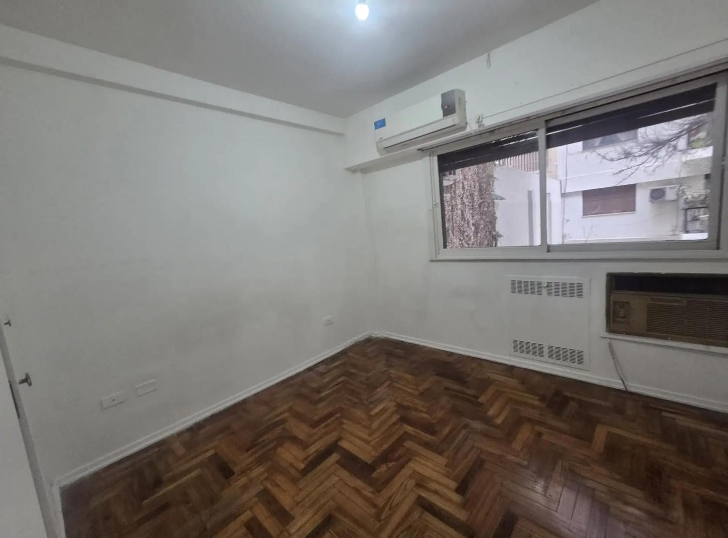 Foto de Amplio Departamento de 3 Dorm. con Dependencia y Balcón Corrido en, imagen 5