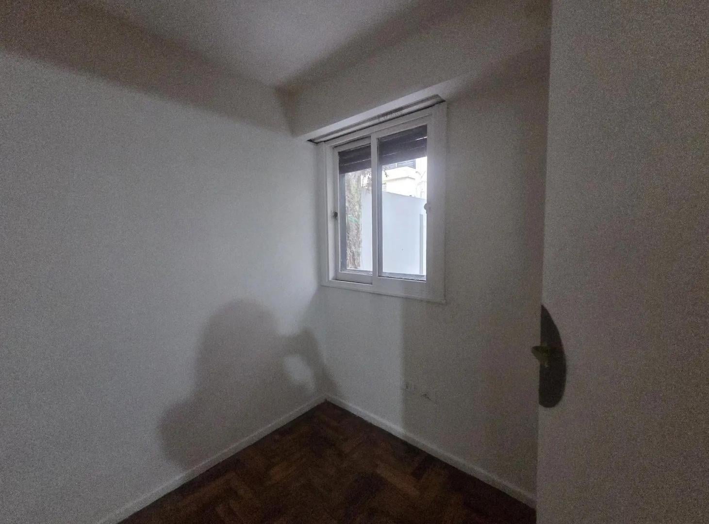 Foto de Amplio Departamento de 3 Dorm. con Dependencia y Balcón Corrido en, imagen 4