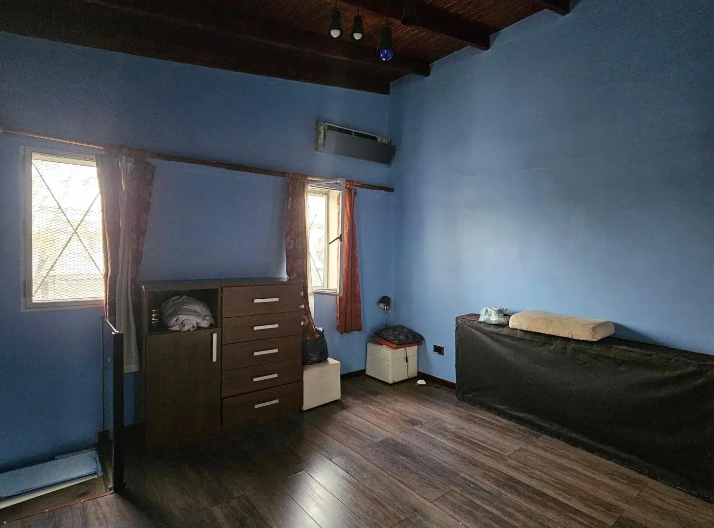 PH tipo casa a la Venta en Remedios de Escalada 3