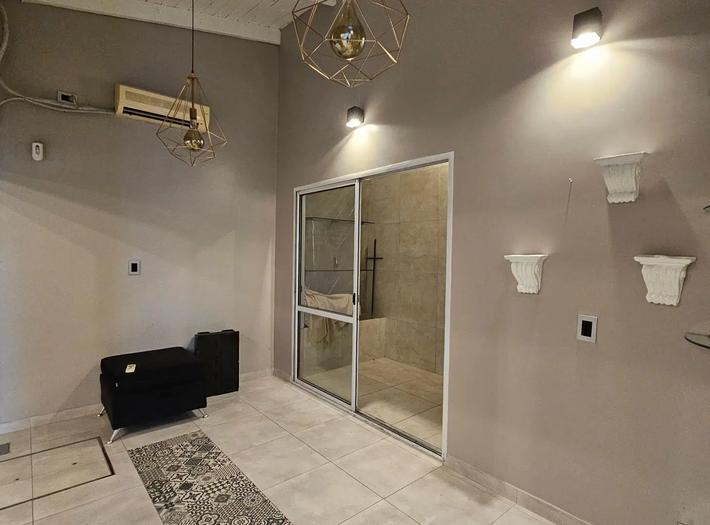 PH tipo casa a la Venta en Remedios de Escalada 5