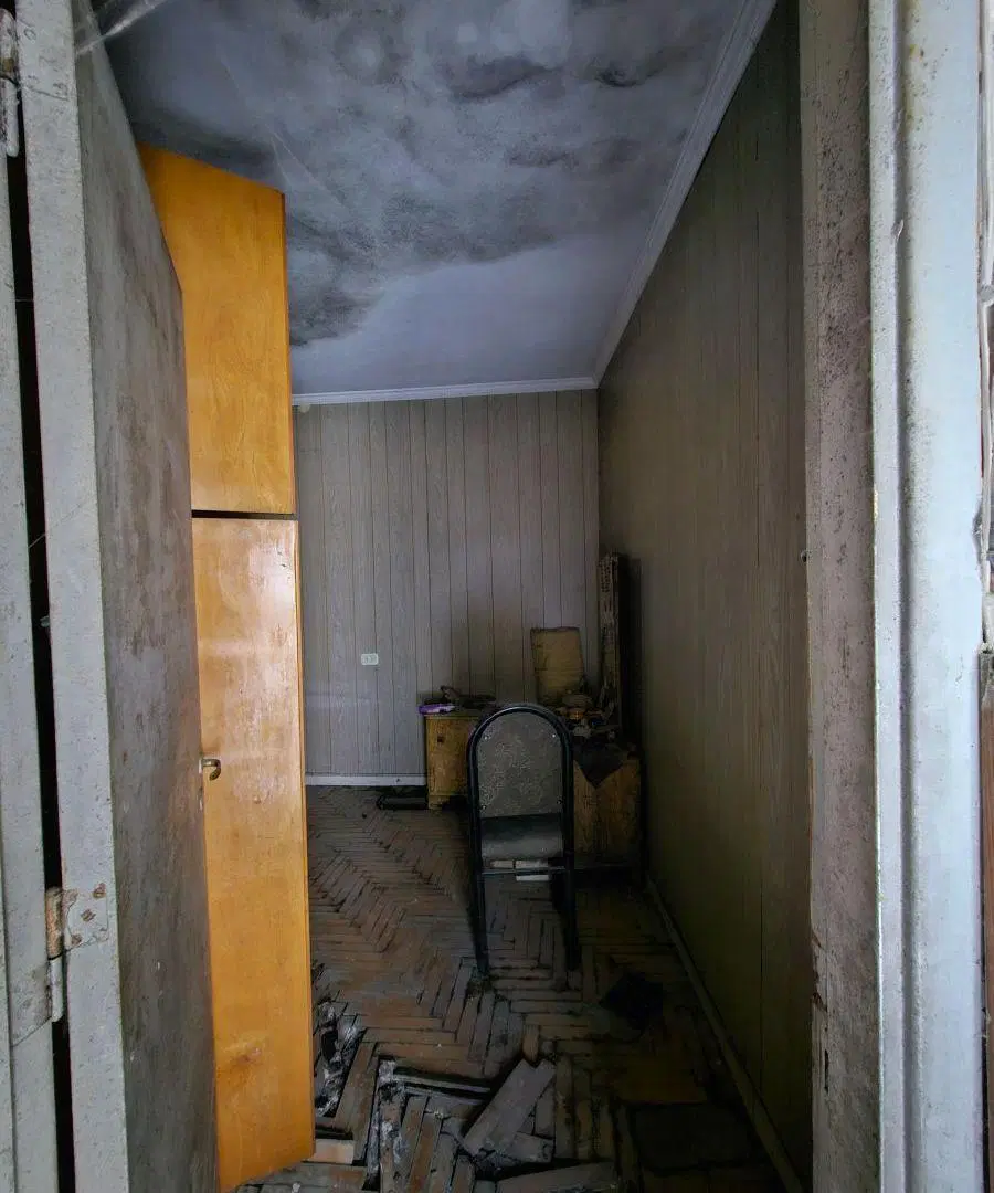 Casa antigua reciclar o demoler a la Venta en Pompeya 3