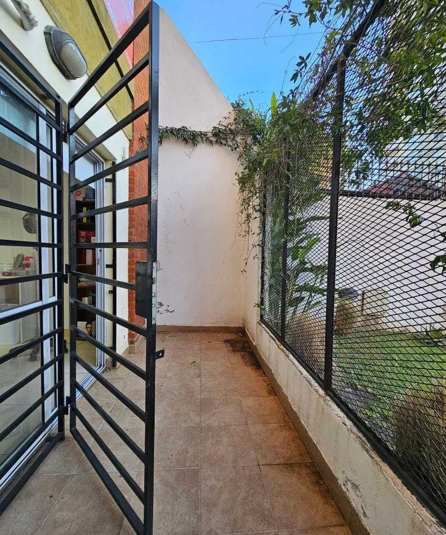 Departamento Monoambiente a la Venta calle Av. Alte. Brown en Temperley 8