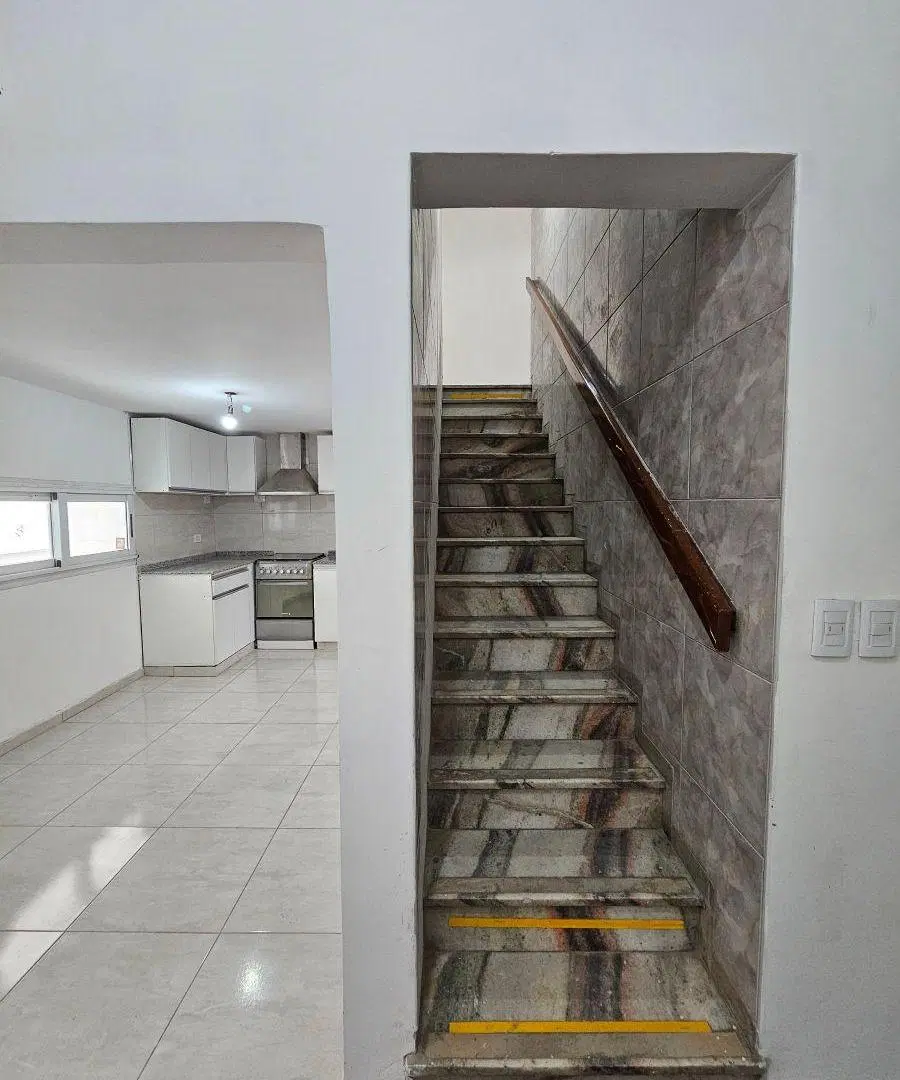 2 Locales y 1 Departamento (Propiedades en Block) sobre calle Traful en Pompeya - CABA. 4