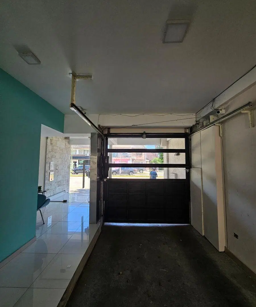 Departamento 2 ambientes a la Venta sobre calle Av. Alte. Brown en Temperley 1