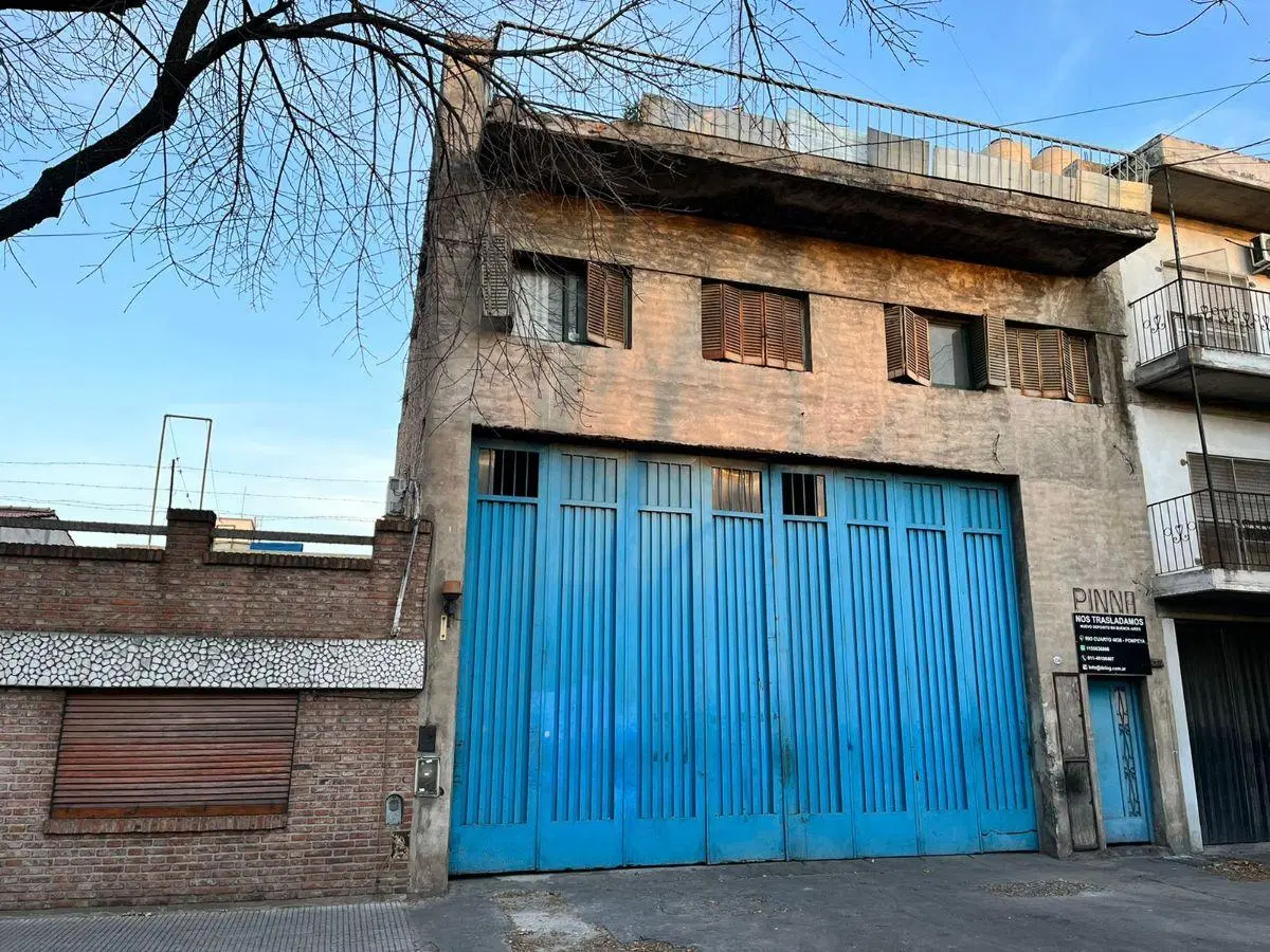 Galpón con Departamento a la Venta calle Tabaré - Nueva Pompeya - CABA. 4