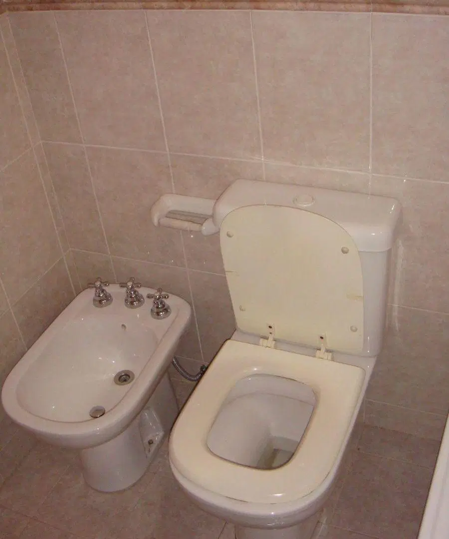 A 1 CUADRA PATIO OLMOS - 1 DORMITORIO Y BALCÓN 2
