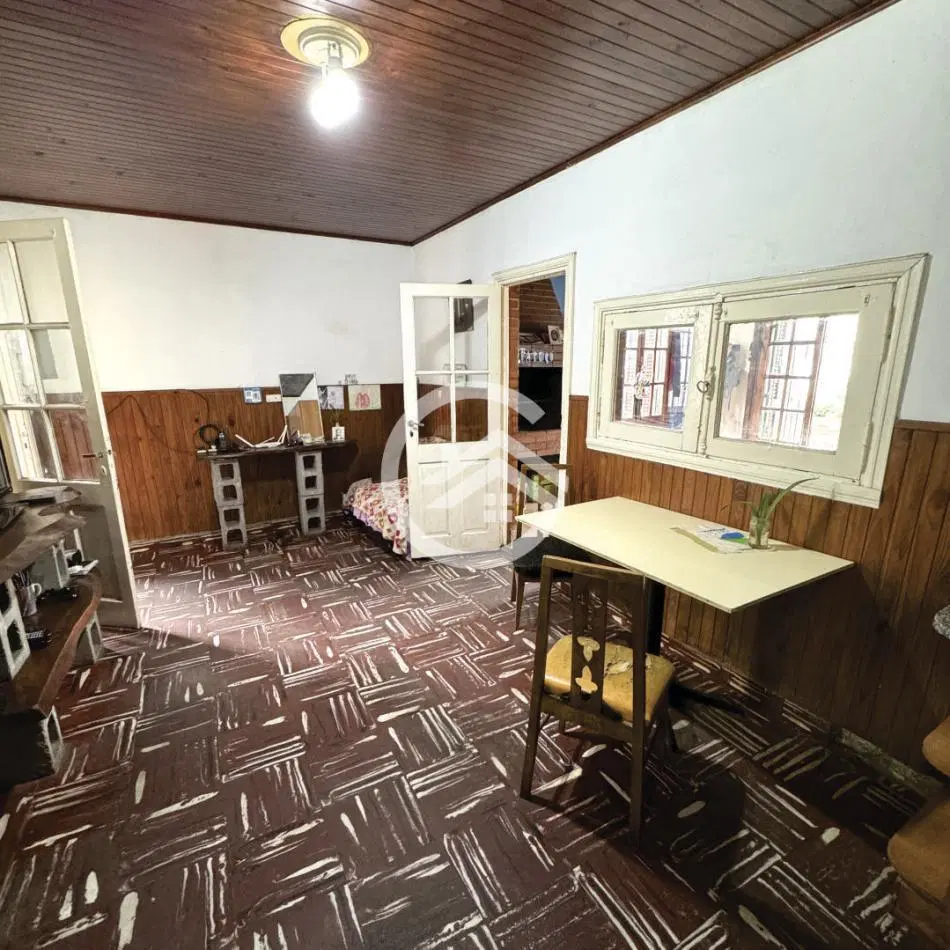 Oportunidad! Casa 5 ambientes con parque. 5