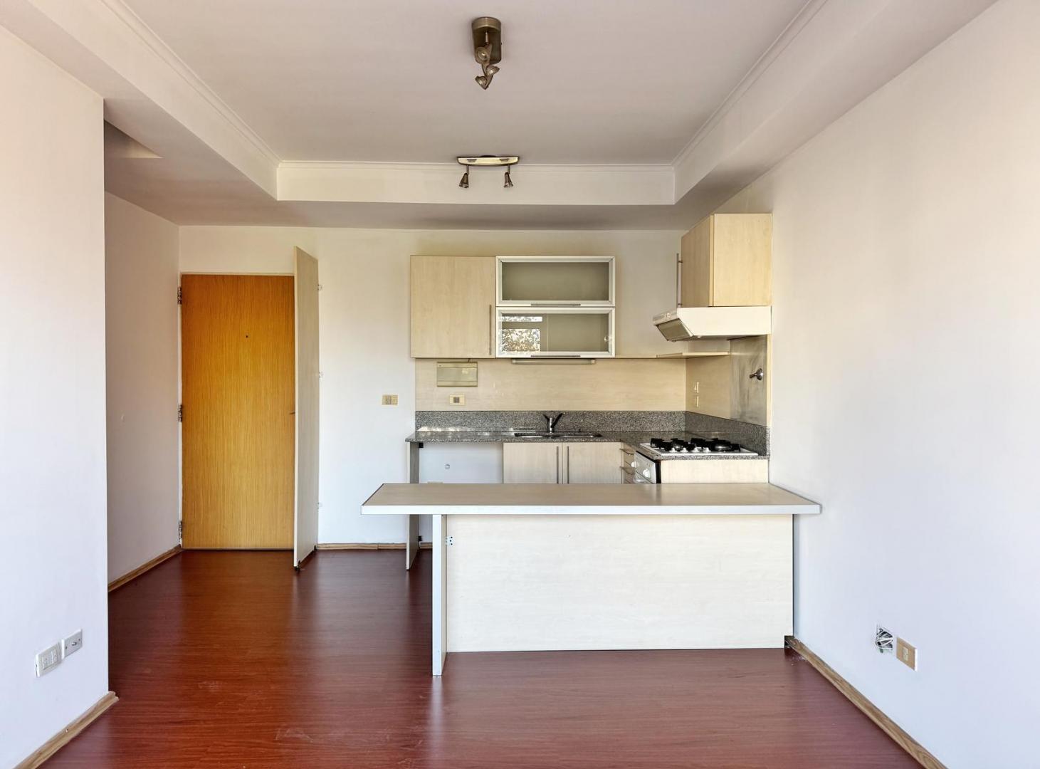 Foto de Departamento venta 2 ambientes con balcon en Cañitas, imagen 2